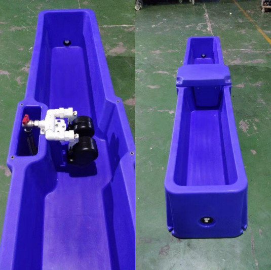 Sığır için sıcaklık kontrolü ile sıcaklığı kontrol edilen mavi hayvancılık otomatik sulayıcısı