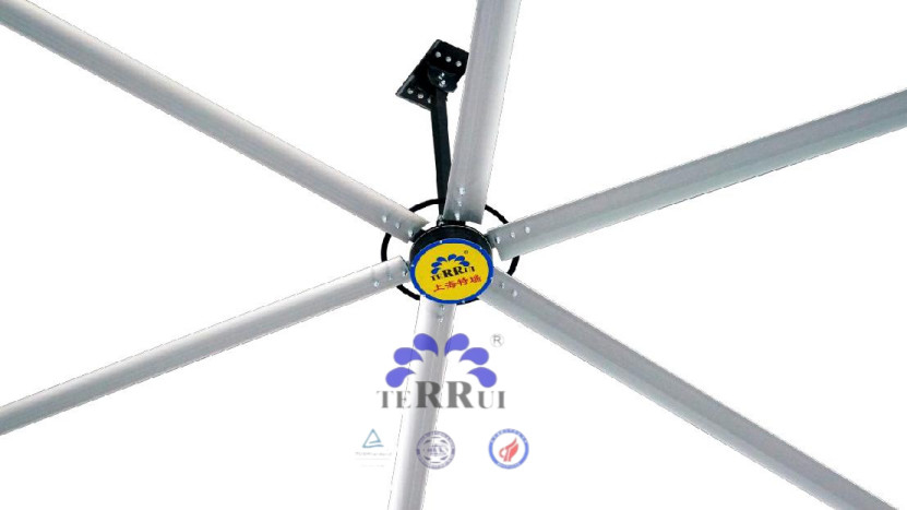 Endüstriyel ortamlarda yüksek hava hacmi için 7300mm/24FT endüstriyel tavan fanı/W 9.53m3/min