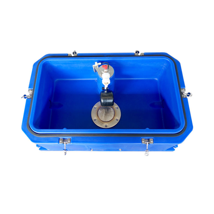 110*70*53cm/3.6*2.3*1.7ft. Hayvan Suluk Genişliği 70cm/2.3ft. Dayanıklı ve Tüm İklimlere Uygun